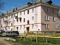 Многоквартирный жилой дом. 09 мая 2015 (сб).