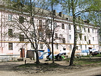 Многоквартирный жилой дом. 09 мая 2015 (сб).