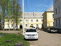 Многоквартирный жилой дом. 09 мая 2015 (сб).