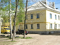 Многоквартирный жилой дом. 09 мая 2015 (сб).