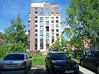 Многоквартирный жилой дом. 21 мая 2025 (ср).