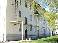 Многоквартирный жилой дом. 09 мая 2015 (сб).