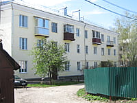 Многоквартирный жилой дом. 09 мая 2015 (сб).