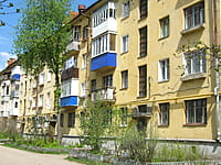 Многоквартирный жилой дом. 09 мая 2015 (сб).