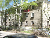 Многоквартирный жилой дом. 09 мая 2015 (сб).