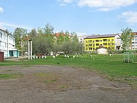 Спортивная площадка. 13 мая 2015 (ср).