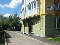 Многоквартирный жилой дом. 13 августа 2015 (чт).