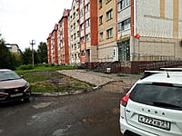 Многоквартирный жилой дом. 30 августа 2025 (сб).