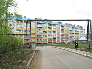ул. Заводская, 11А (г. Канаш) -​ многоквартирный жилой дом.