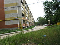 Многоквартирный жилой дом. 12 августа 2014 (вт).