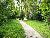 Многоквартирный жилой дом. 30 августа 2025 (сб).