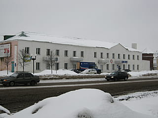 ул. Железнодорожная, 28 (г. Канаш) -​ административно-бытовое здание.